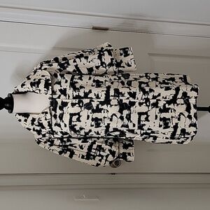 Hazel Size S Black and Cream Colored Swing Jacket, 3/4 Length Balloon Sleeves